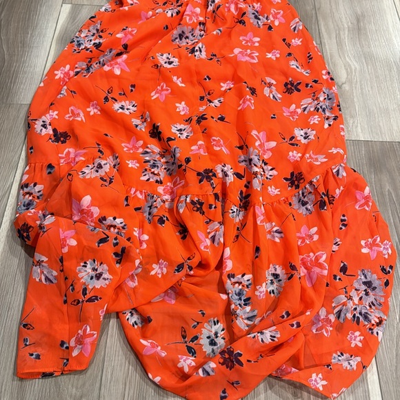 Dress - Picture 9 of 9